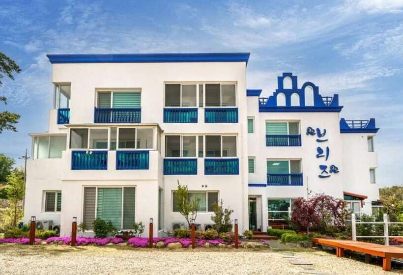 Gyeongju Nunkoip Pension