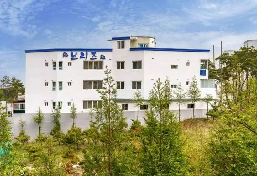 Gyeongju Nunkoip Pension