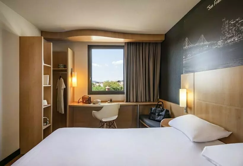 Hotelli Hôtel Ibis Cannes Mouans Sartoux