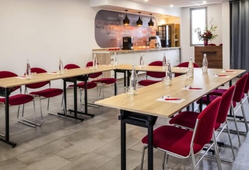 فندق Hôtel Ibis Cannes Mouans Sartoux