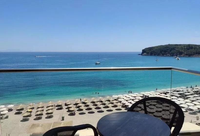 ホテル Ionion Beach Resort