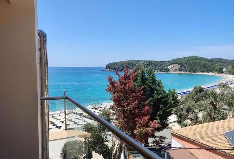 ホテル Ionion Beach Resort