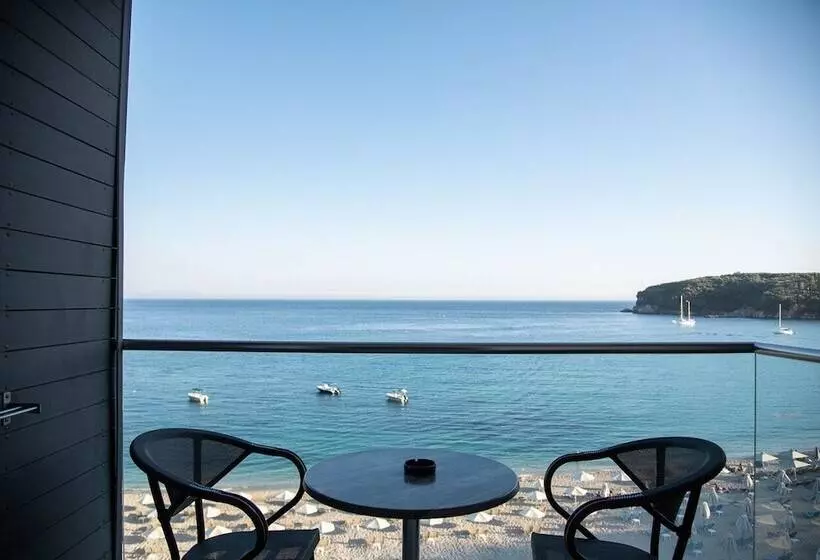 ホテル Ionion Beach Resort