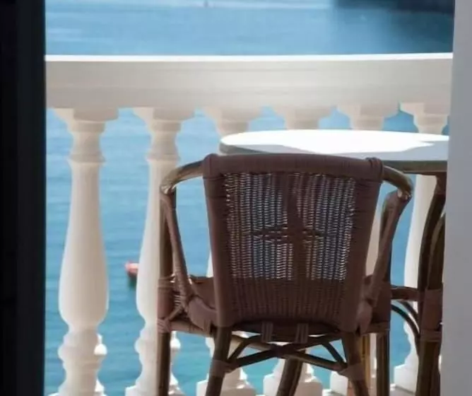 ホテル Ionion Beach Resort