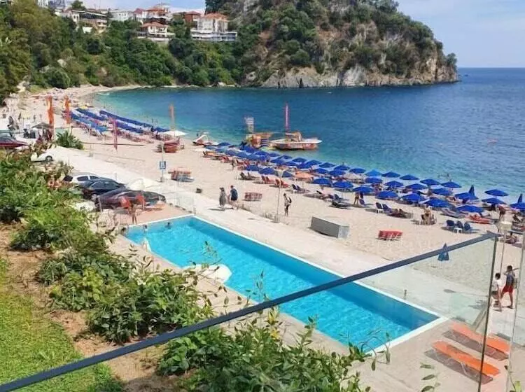 ホテル Ionion Beach Resort