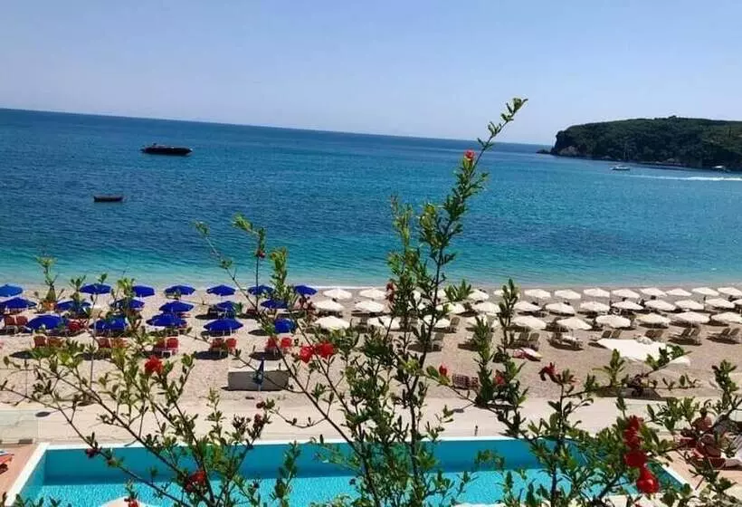 ホテル Ionion Beach Resort