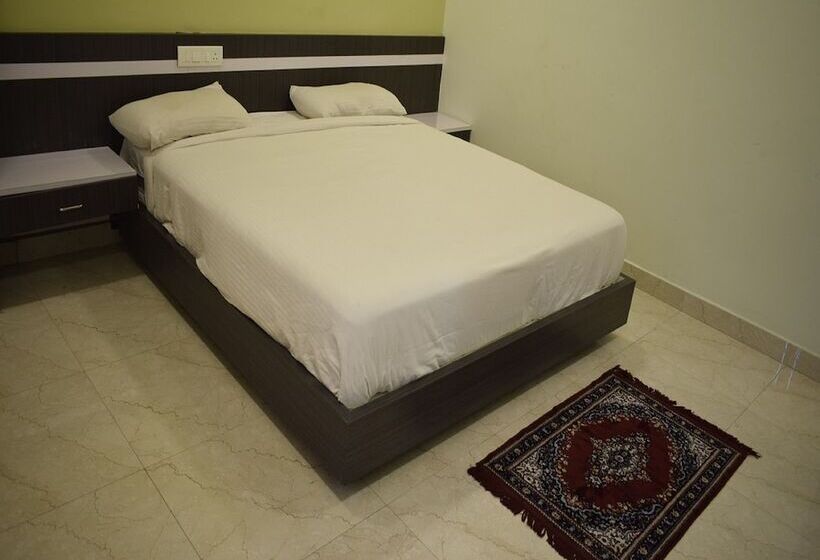 Hotel Park Regency S