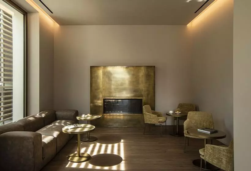 ホテル Promessi Sposi