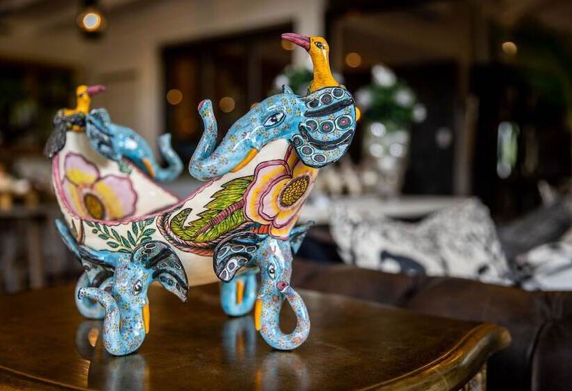 בית מלון כפרי Safari Moon Luxury Bush Lodge