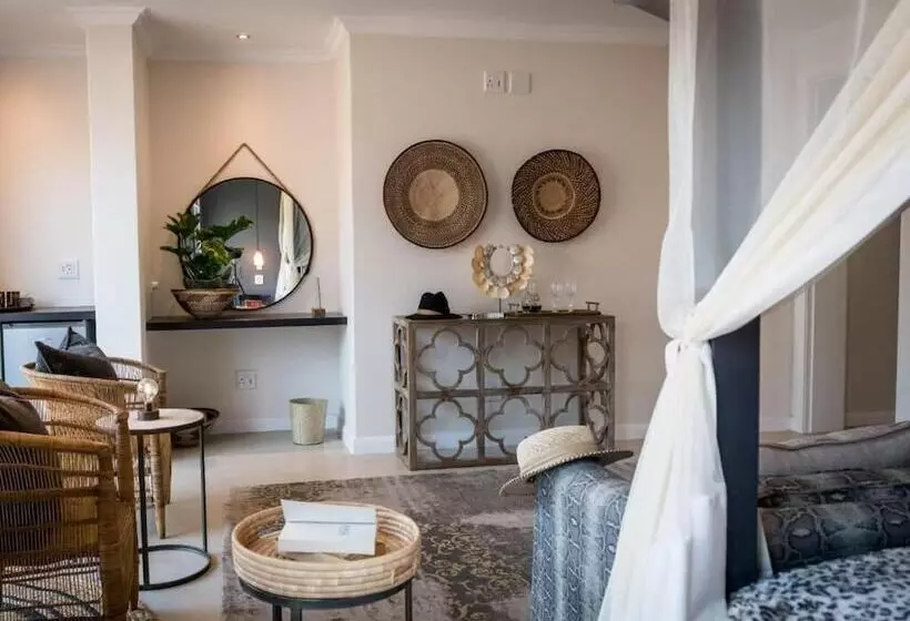 ホテル Safari Moon Luxury Bush Lodge