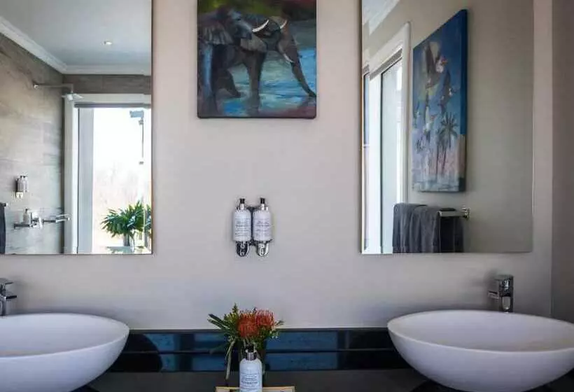 ホテル Safari Moon Luxury Bush Lodge