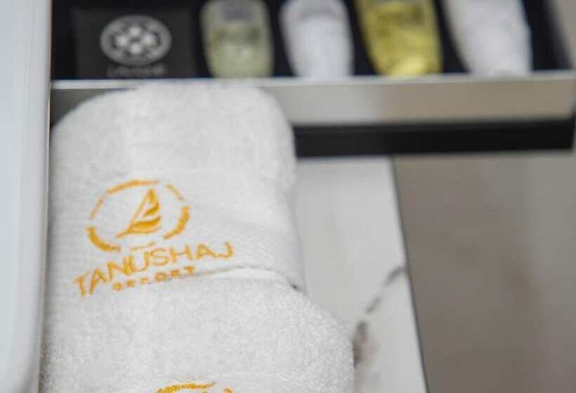 هتل Tanushaj Beach Resort