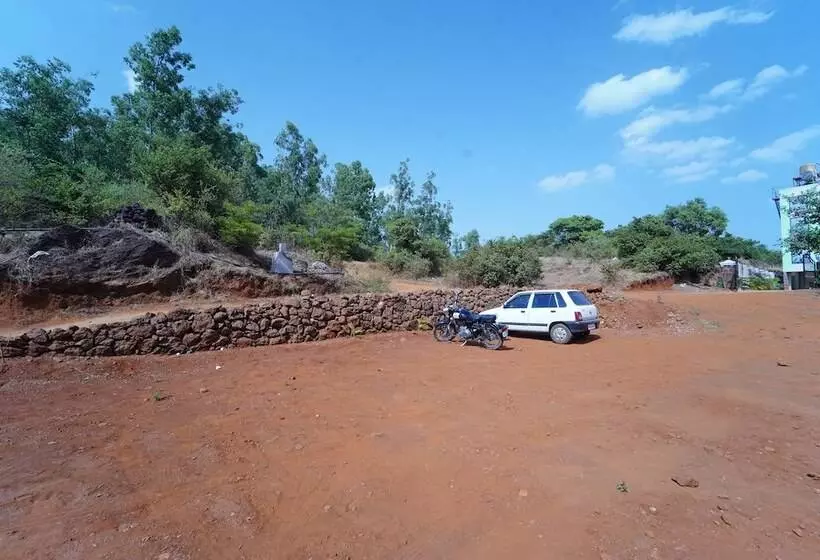 Hotelli Treebo Infinity View Mahabaleswar