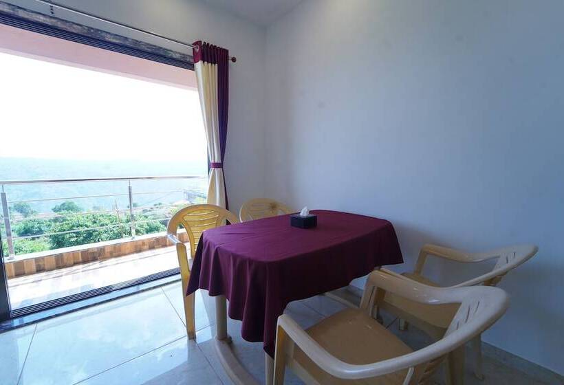 Отель Treebo Infinity View Mahabaleswar