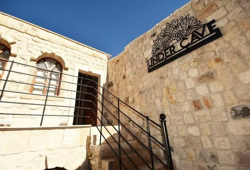 ホテル Under Cave
