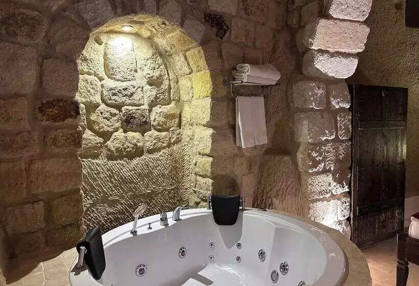 ホテル Under Cave