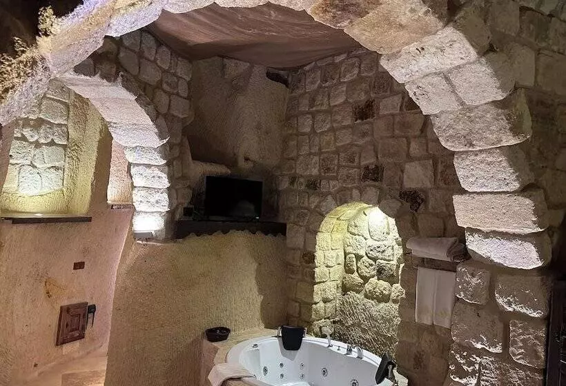 ホテル Under Cave