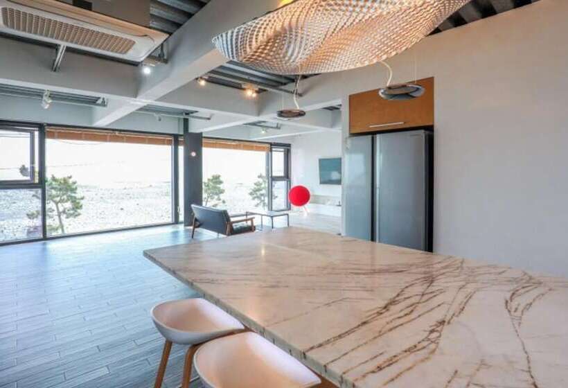 Hwaseong Stay By The Sea Pension