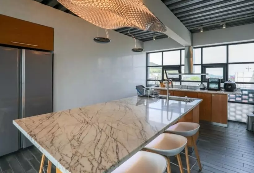 Hwaseong Stay By The Sea Pension