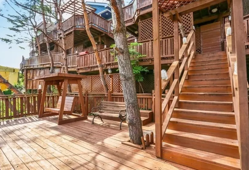 Hoengseong Pine Bell Pension