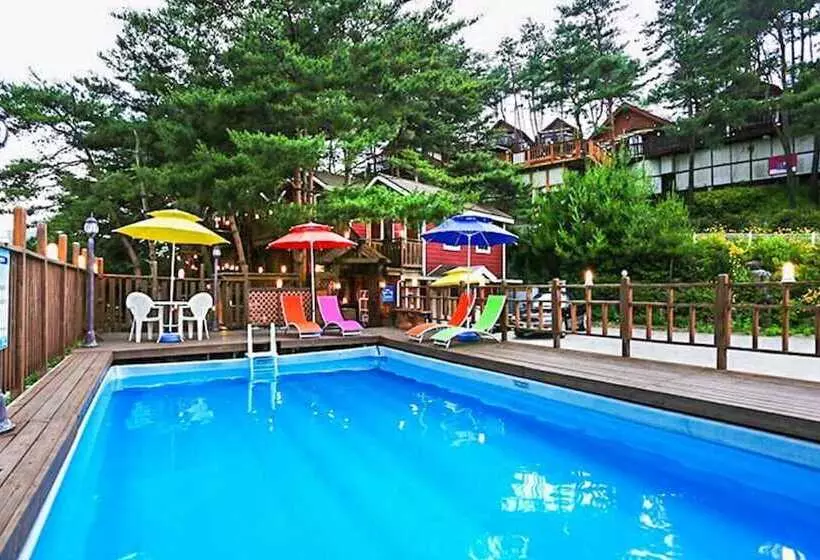 Hoengseong Pine Bell Pension