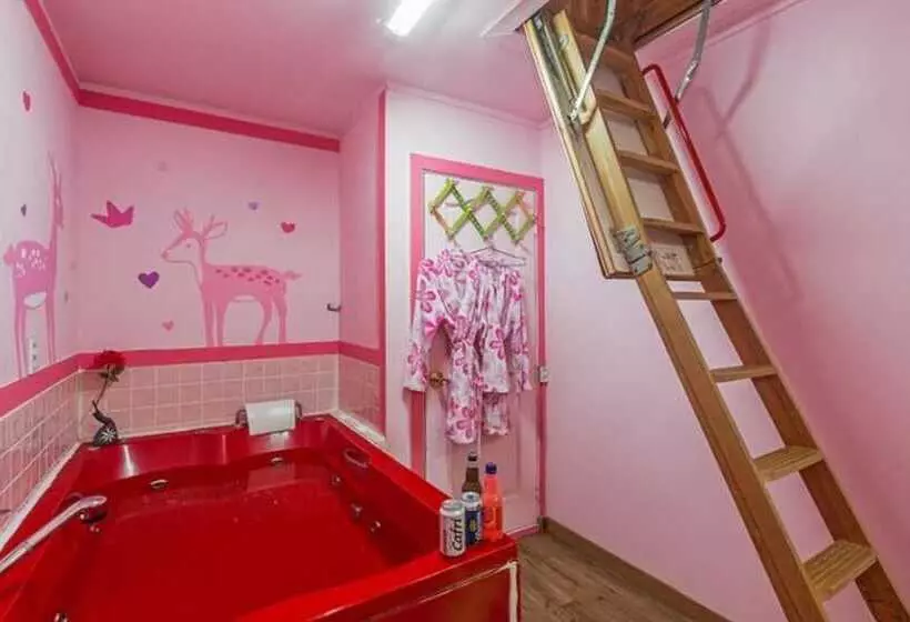 Hoengseong Pine Bell Pension