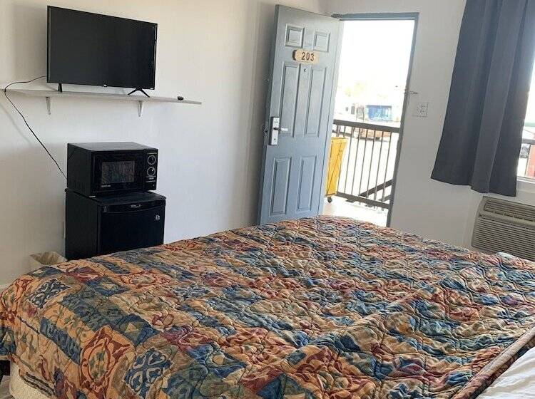 汽车旅馆  Almara Inn