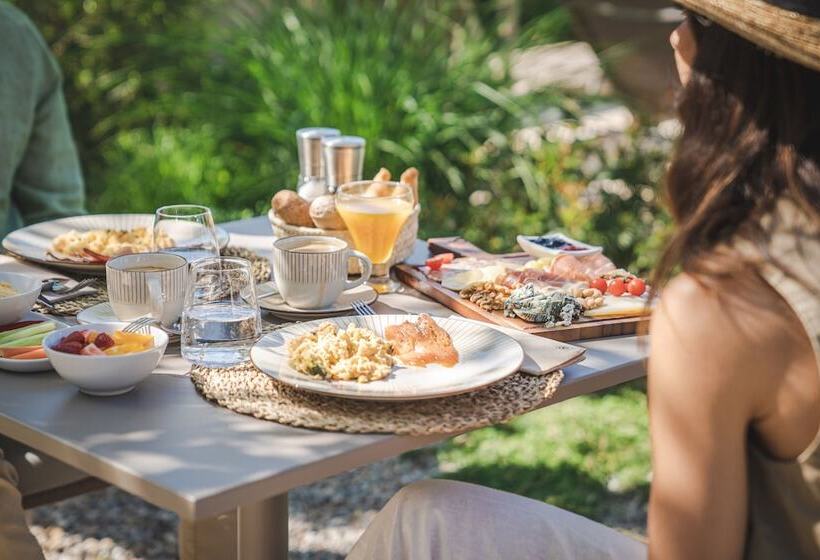 Nema Boutique Hotel & Spa