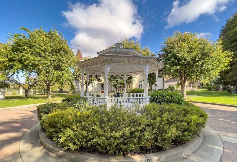 膳宿费 Chateau Coralini