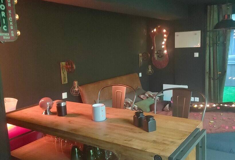 膳宿费 L Ange De Fer