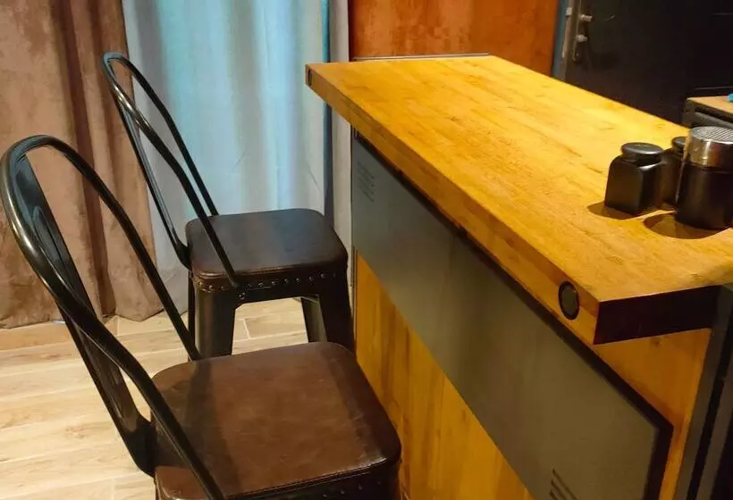 Majatalo L Ange De Fer