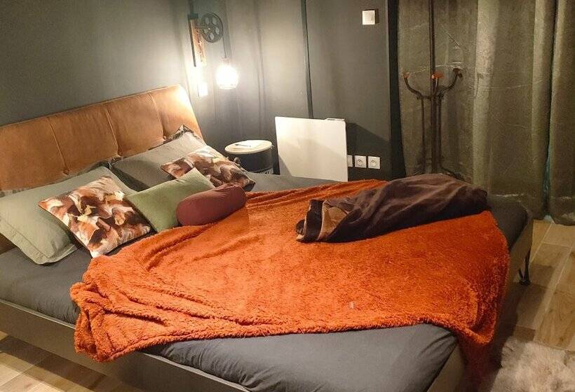 膳宿费 L Ange De Fer