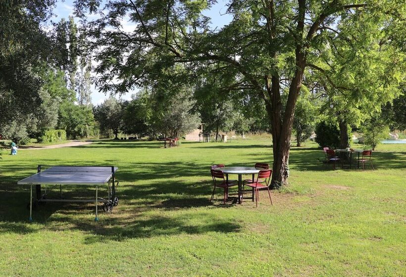 پانسیون Mas Des Cerisiers