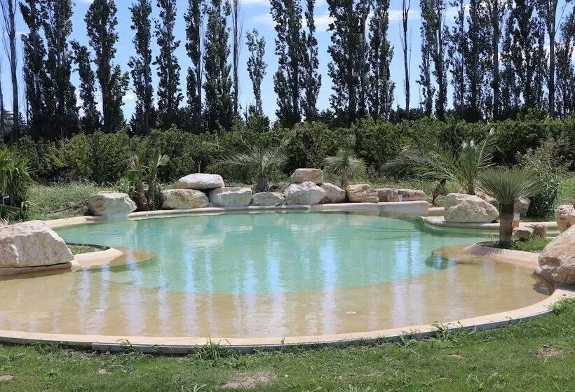 پانسیون Mas Des Cerisiers