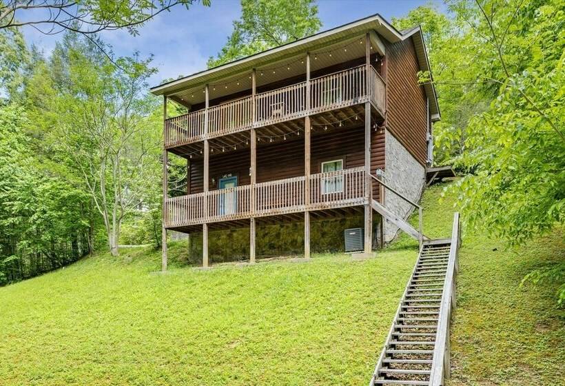 Private Golden Fox Cabin With Grill And Firepit By Redawning
