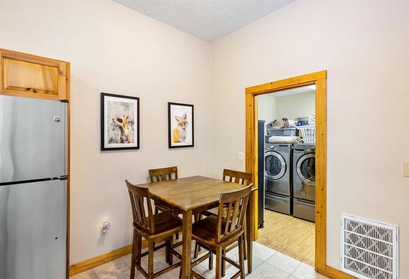 Private Golden Fox Cabin With Grill And Firepit By Redawning