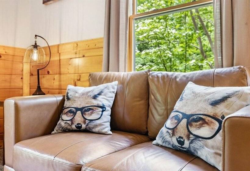 Private Golden Fox Cabin With Grill And Firepit By Redawning