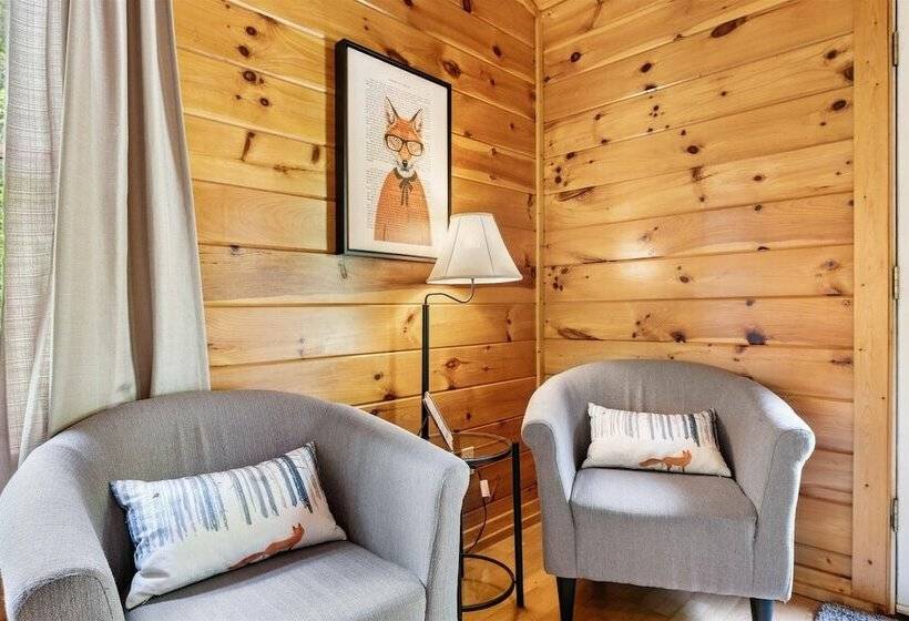 Private Golden Fox Cabin With Grill And Firepit By Redawning