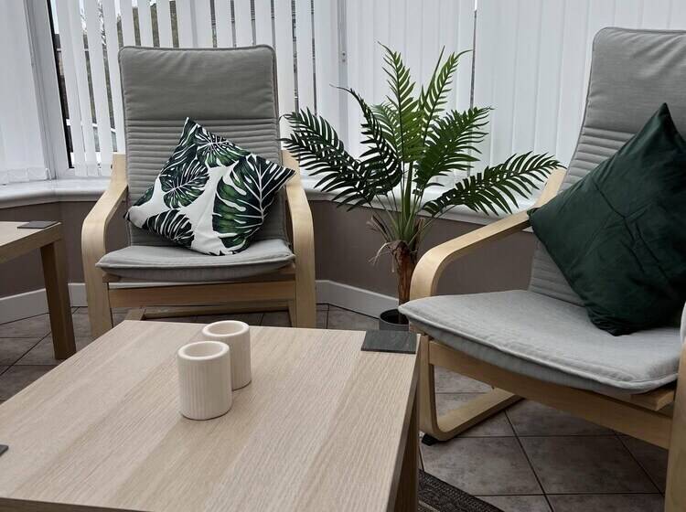 Residència Beautiful Three Bedroom Seaside Retreat