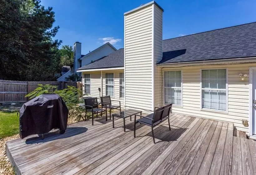 Residenssi Basketball Court Cozy 3 Br In Decatur