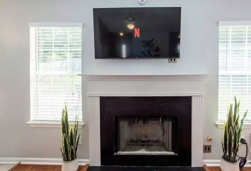 Residenssi Basketball Court Cozy 3 Br In Decatur