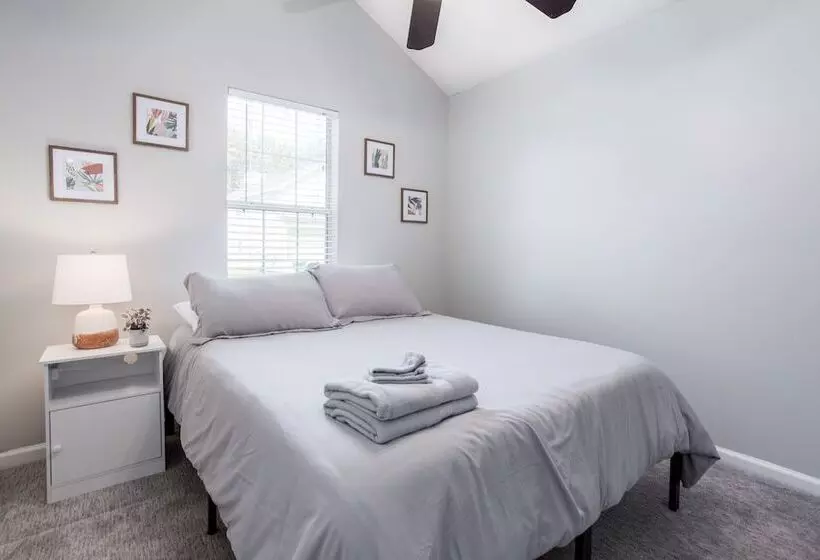 Residenssi Basketball Court Cozy 3 Br In Decatur