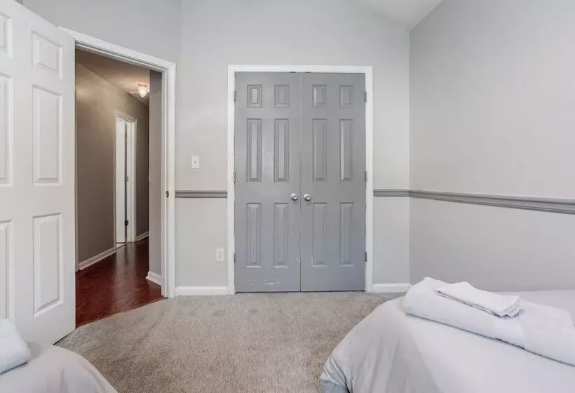 Residenssi Basketball Court Cozy 3 Br In Decatur