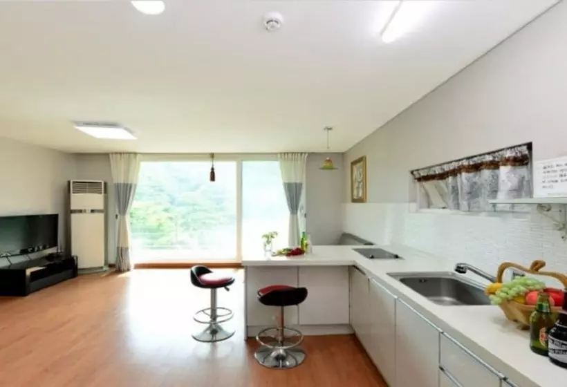 Gapyeong Thank You Dog Pension