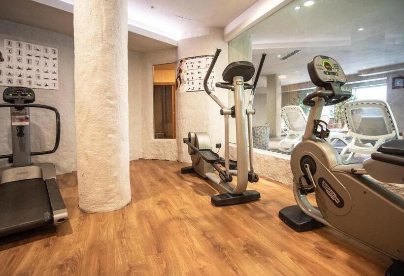 هتل Adler Clubresidence