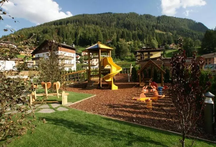 هتل Adler Clubresidence