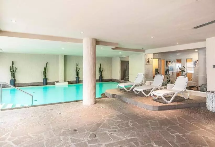 هتل Adler Clubresidence