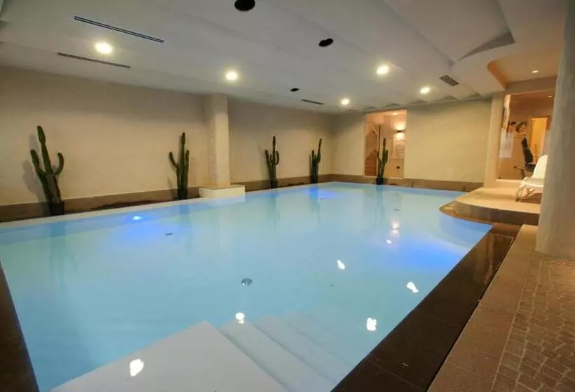 هتل Adler Clubresidence