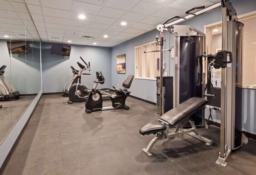 ホテル Best Western Plus Boardman Inn & Suites