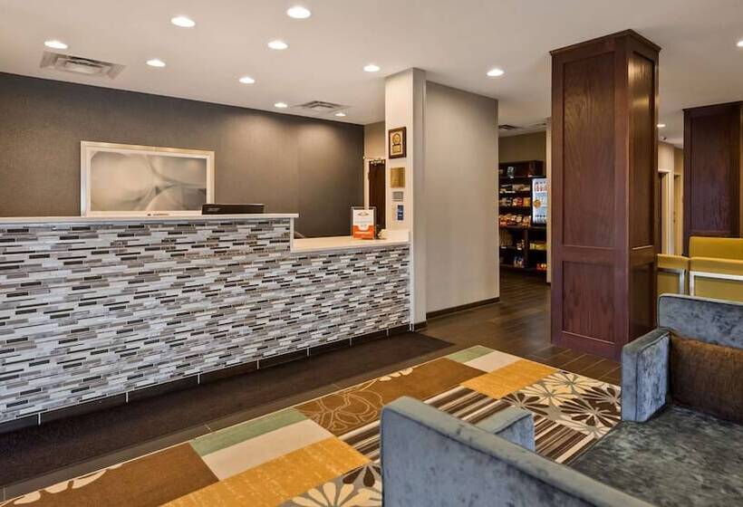 ホテル Best Western Plus Boardman Inn & Suites